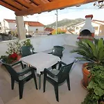 With Parking Space Seget Vranjica, Trogir - 8623 Apartmán