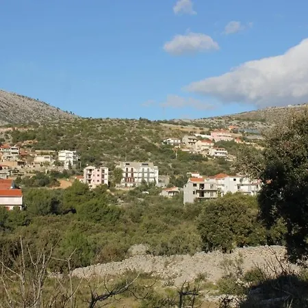 Apartment Apartments With A Parking Space Seget Vranjica, Trogir - 8623 Seget Vranjica
